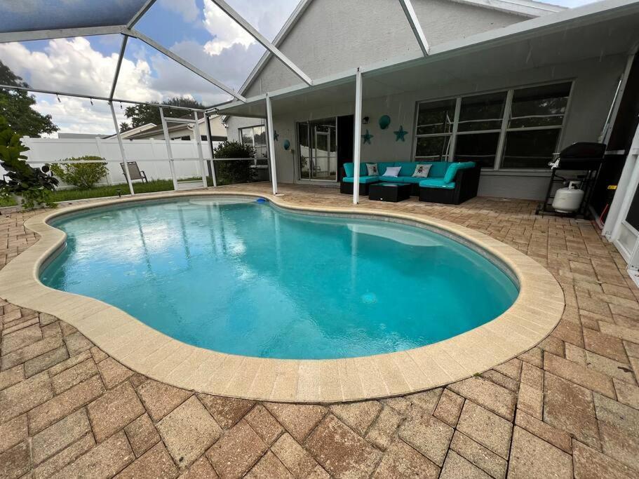 Tampa Getaway Pool Houseヴィラ エクステリア 写真