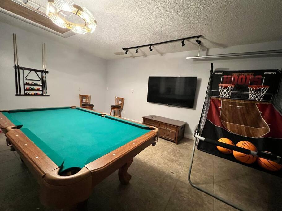 Tampa Getaway Pool Houseヴィラ エクステリア 写真
