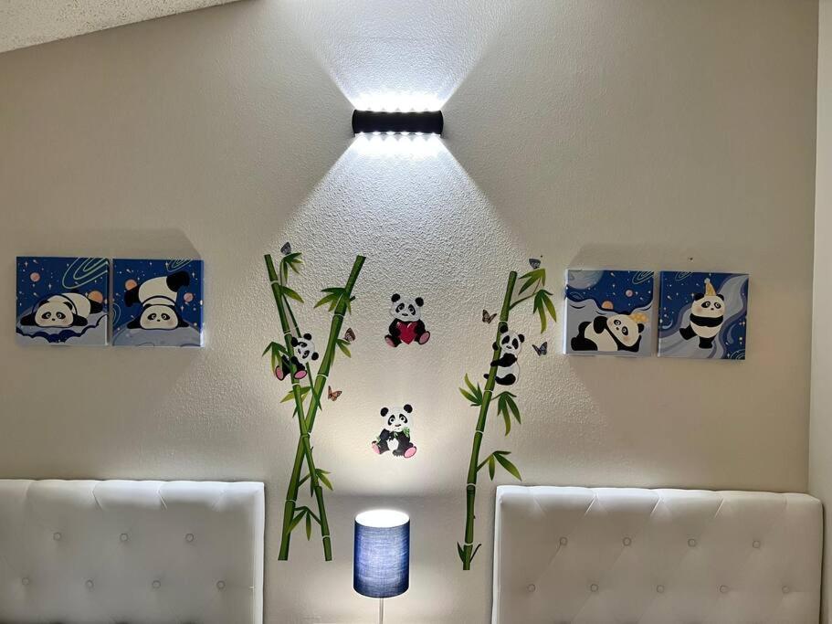 Tampa Getaway Pool Houseヴィラ エクステリア 写真